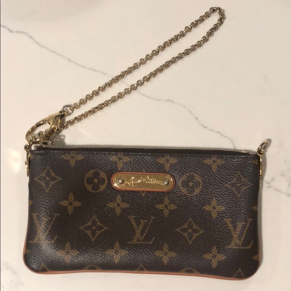 Discontinued Louis Vuitton Monogram Milla Pochette - Picture 11 of 16